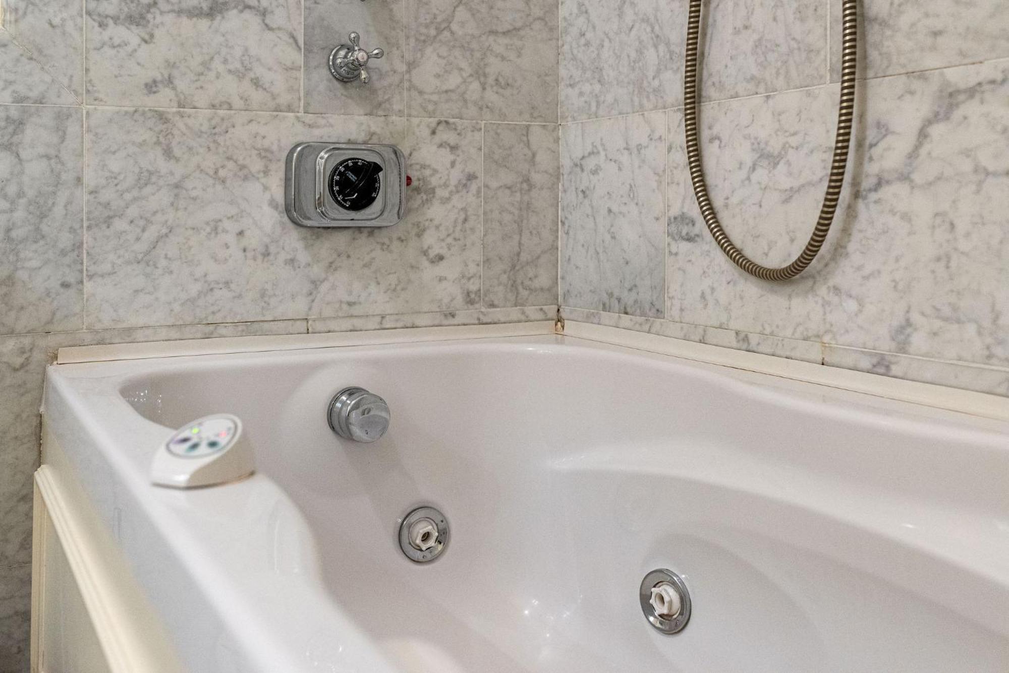 Unyca - Luxury Central Suite Florence Buitenkant foto