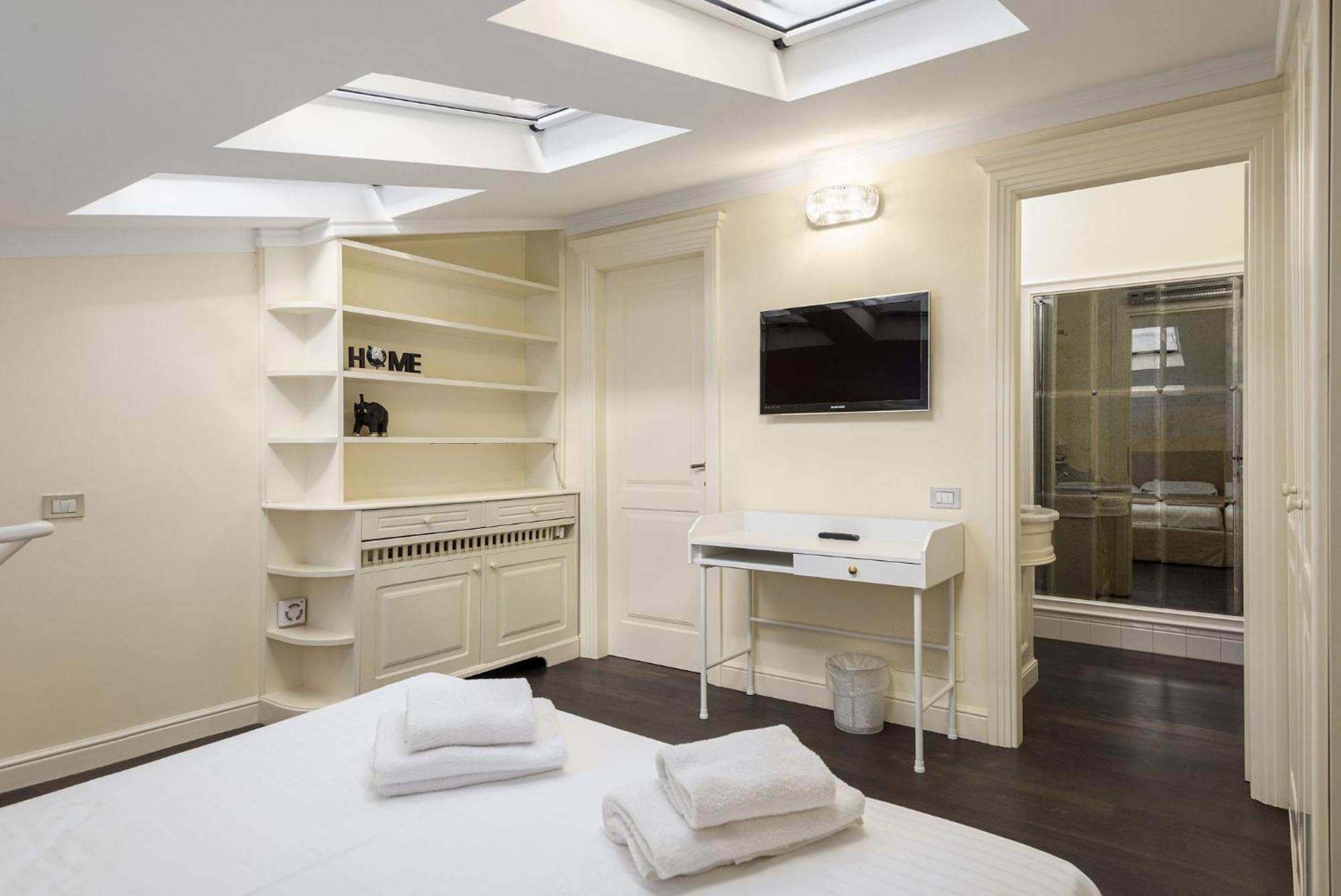 Unyca - Luxury Central Suite Florence Buitenkant foto